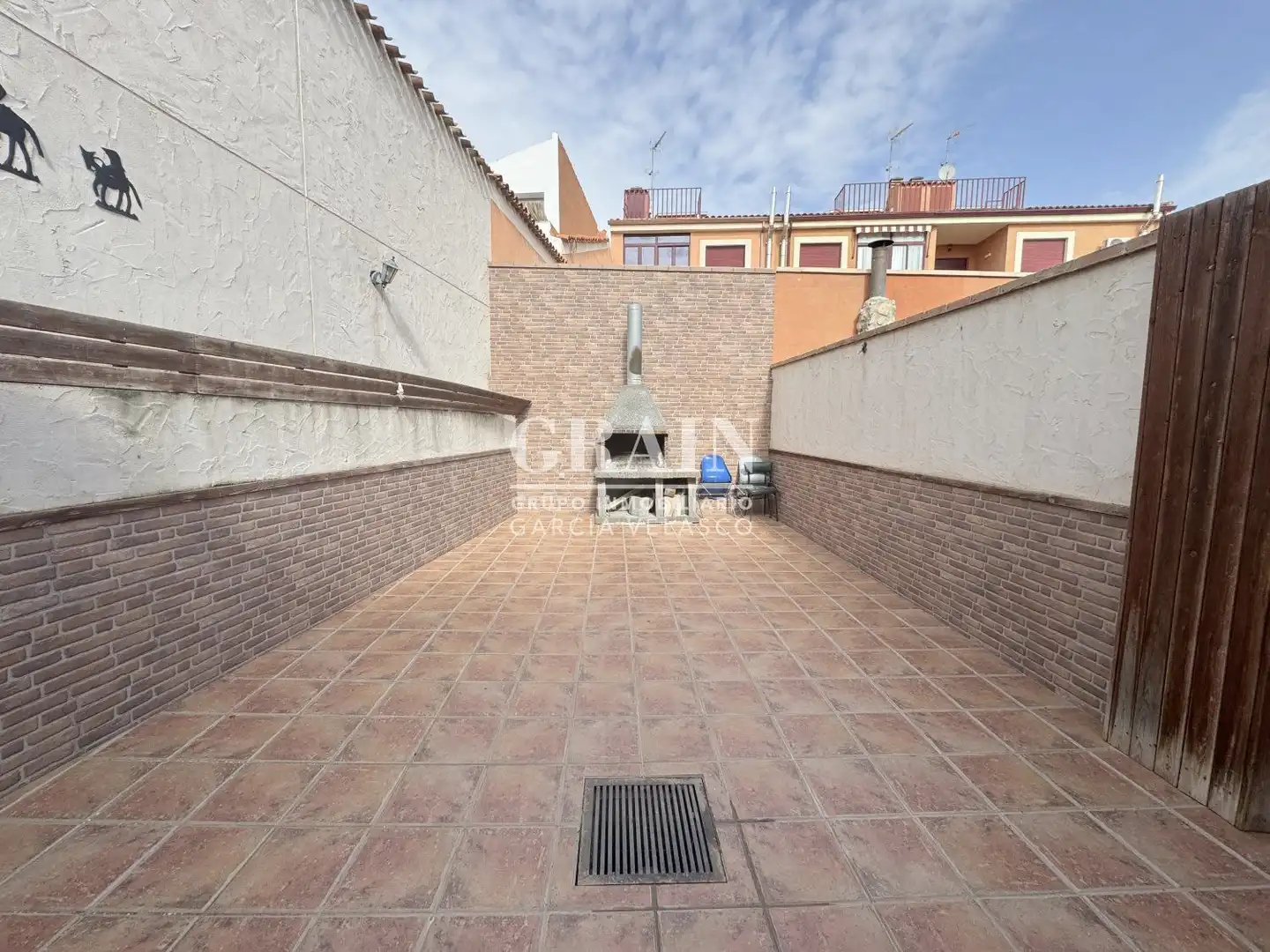 Garten von Einfamilien-Reihenhaus zum Verkauf in Barrax mit Heizung