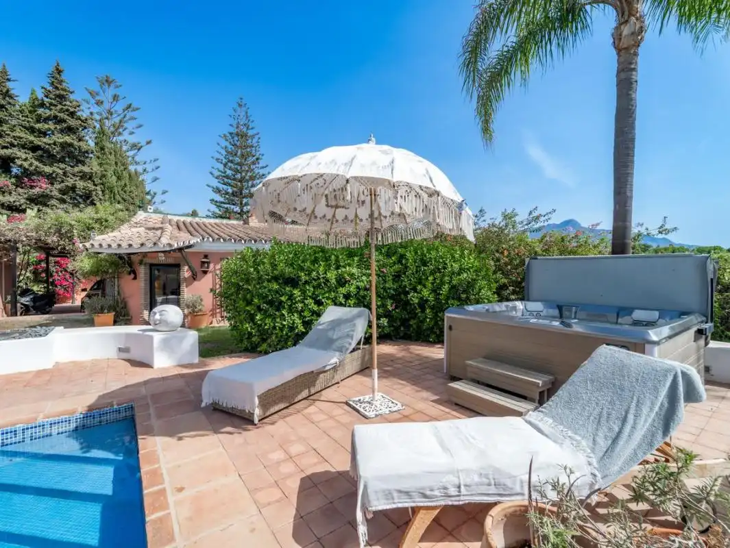 Terrace of Houses for rent in Benahavís  with Air Conditioner, Heating and Private garden