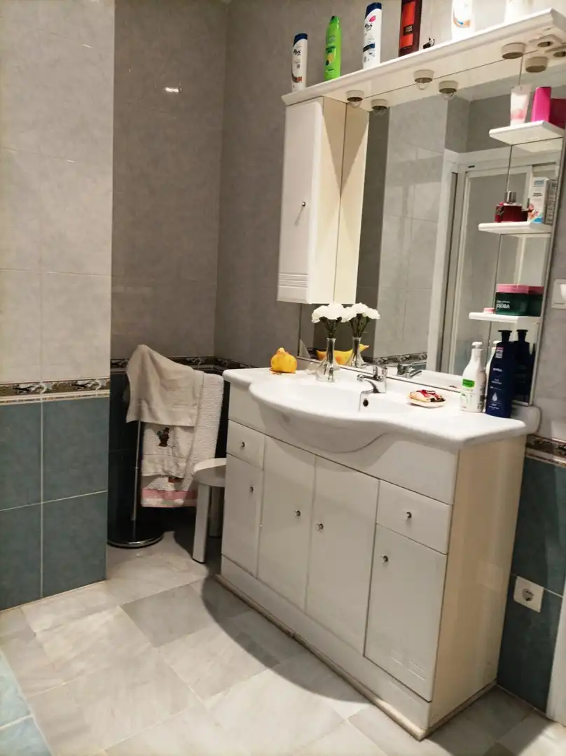 Bany de Casa o xalet en venda en Utrera amb Aire condicionat, Calefacció i Terrassa