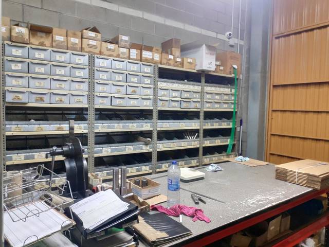 Nave industrial en Venta en Centre
