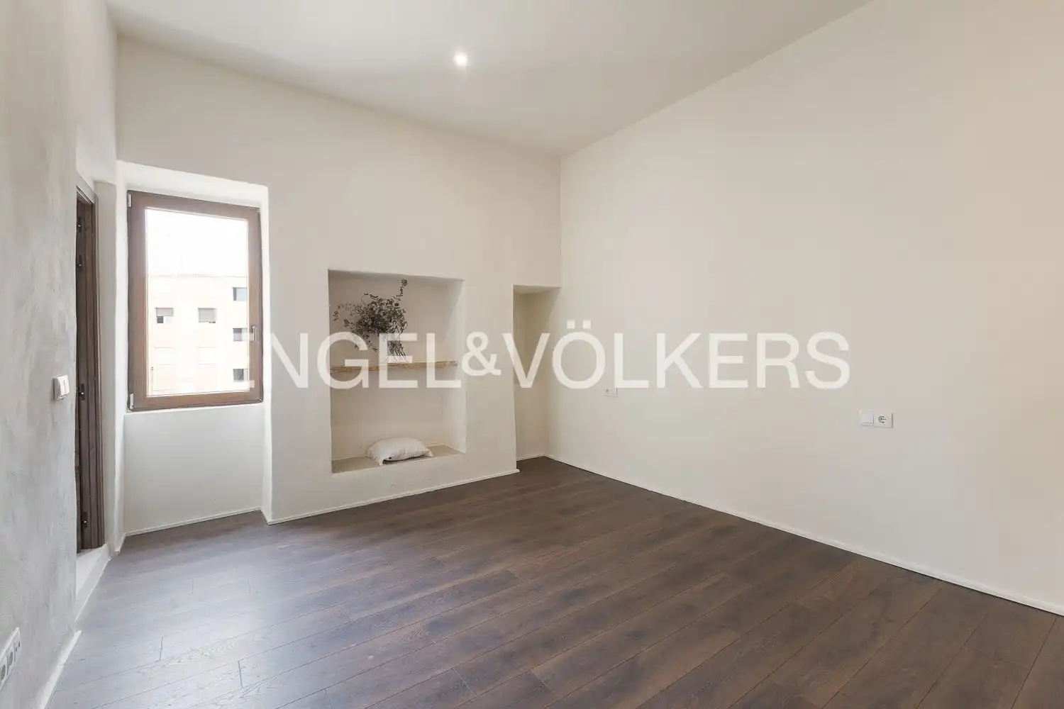 Sala de estar de Casa adosada en venta en Náquera con Calefacción, Parquet y Terraza