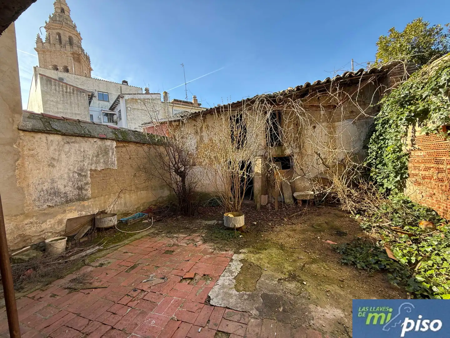 Casa o chalet en venta en Nava del Rey con Calefacción, Jardín privado y Terraza