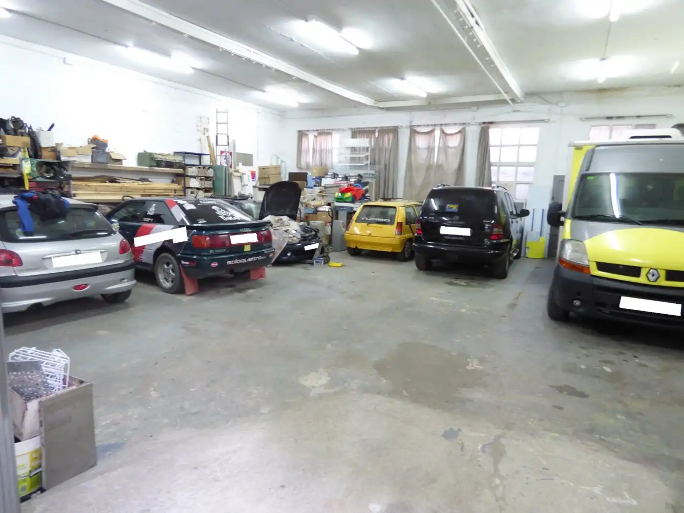 Parking de Nave industrial en venta en Manresa