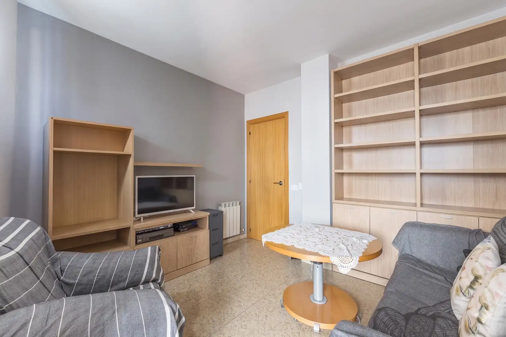 Wohnzimmer von Wohnung zum Verkauf in Barcelona mit Klimaanlage, Heizung und Terrasse