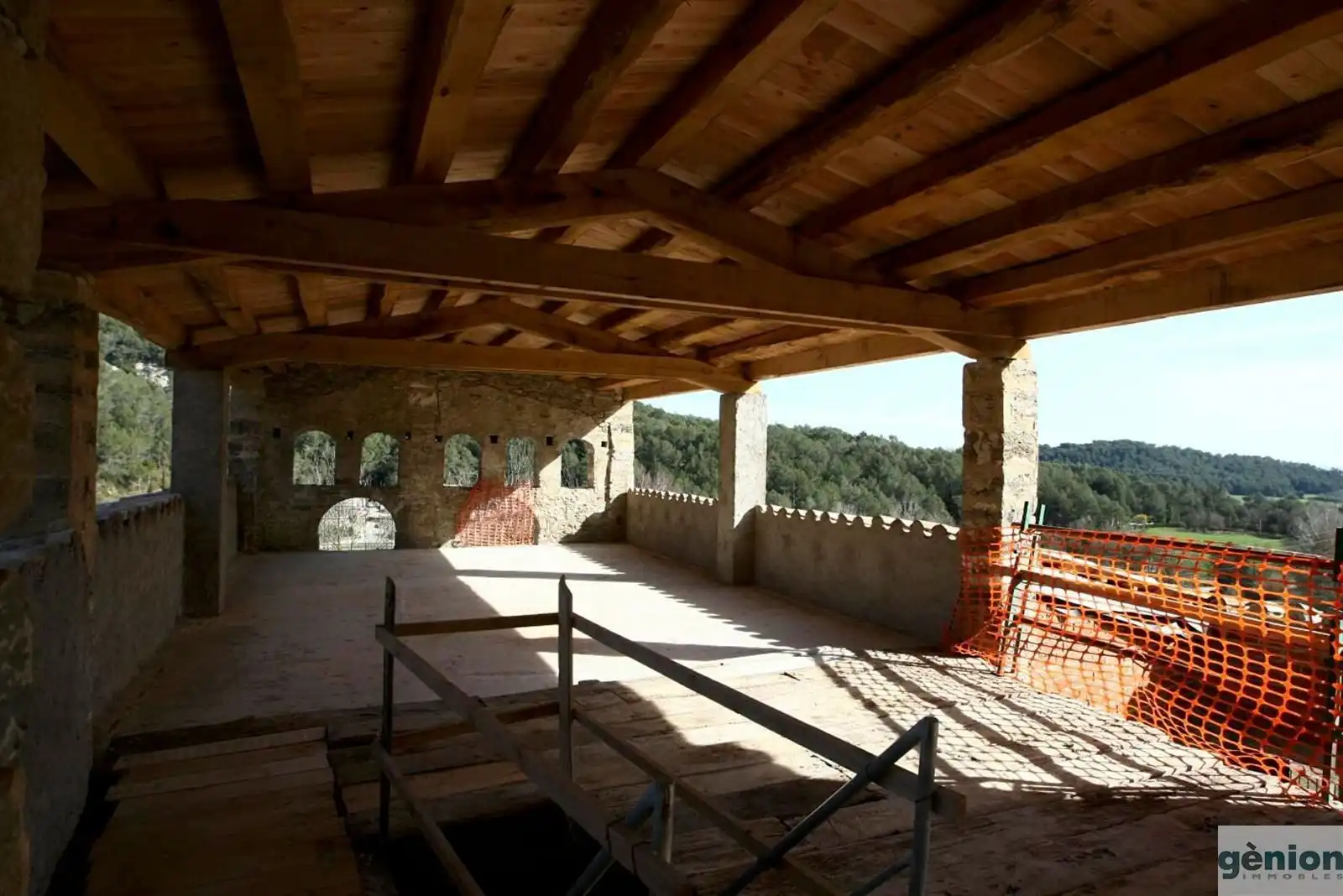 Country house zum Verkauf in Camós mit Privatgarten und Abstellraum