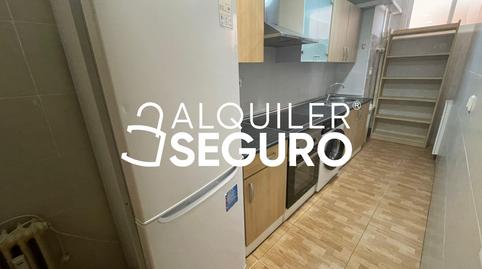 Foto 4 de Piso de alquiler en De la Ciudad de Barcelona, Adelfas, Madrid