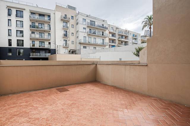 Local comercial en Venta en Carrer Carrer de Lancaster en El Raval