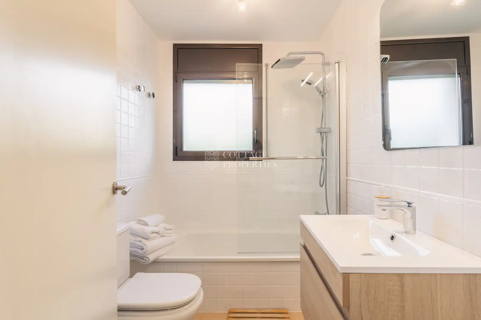 Bathroom of Houses for sale in Madremanya  with Air Conditioner, Heating and Terrace