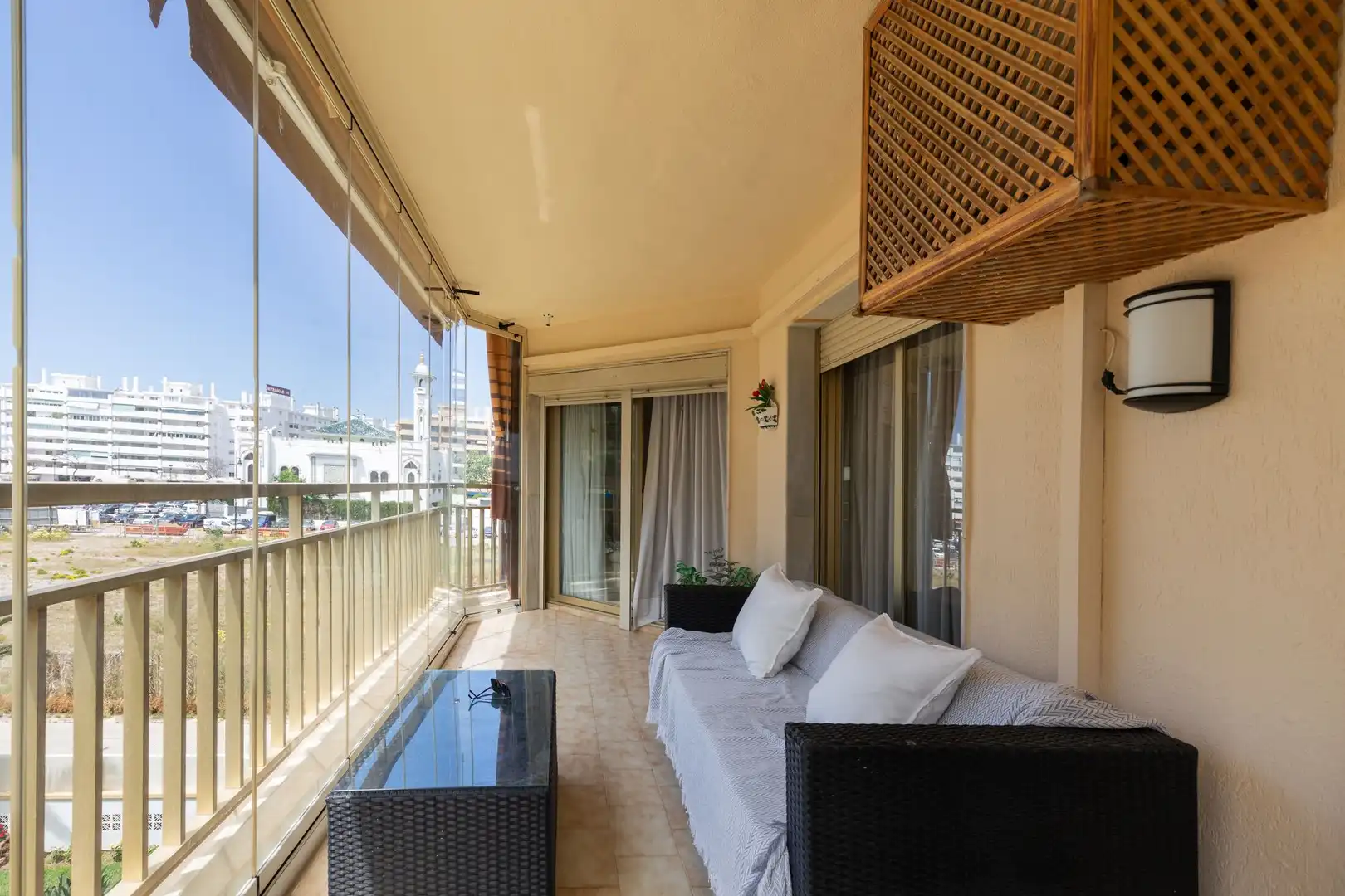 Apartament amb terrassa en venda a Castillo Sohail - Myramar, imagen 9