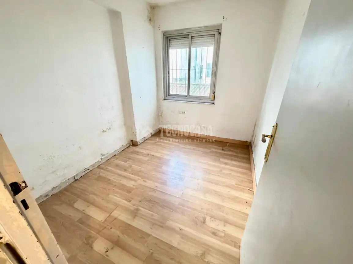 Habitación de Piso en venta en León Capital  con Calefacción, Parquet y Balcón