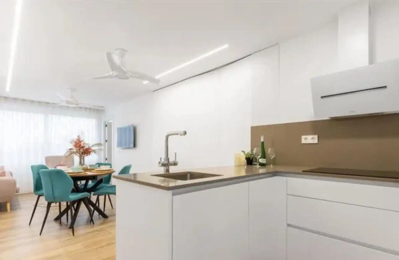 Kitchen of Flat for sale in Playa de los Locos
