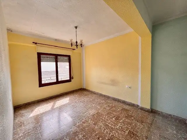 Habitación de Apartamento en venta en Elda