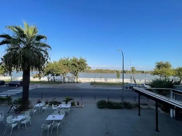 Pis en venda en Coria del Río amb Aire condicionat i Moblat