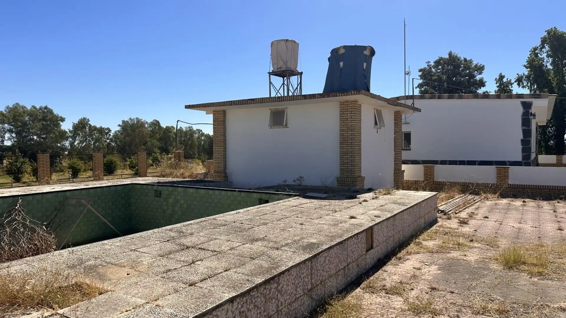 Country homes for sale in Gibraleón