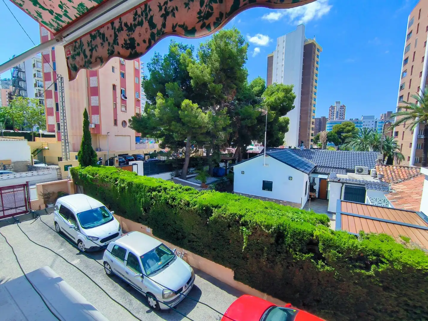 Vista exterior de Apartamento en venta en Benidorm con Aire acondicionado, Terraza y Trastero