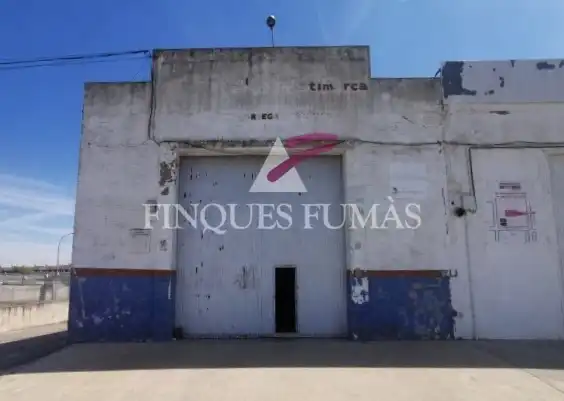 Nau industrial de lloguer en Cervera