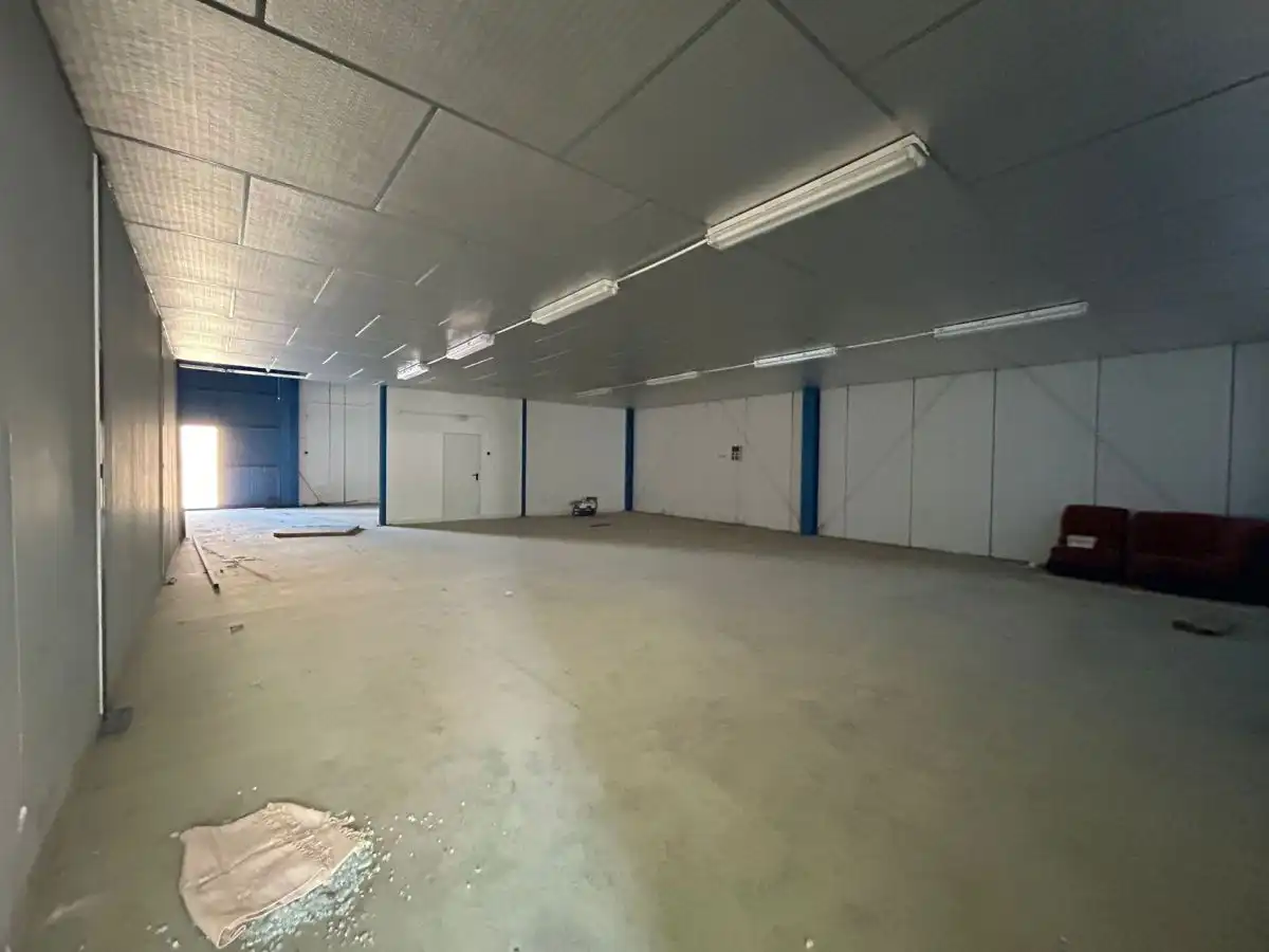Nave industrielle à vendre à Loja