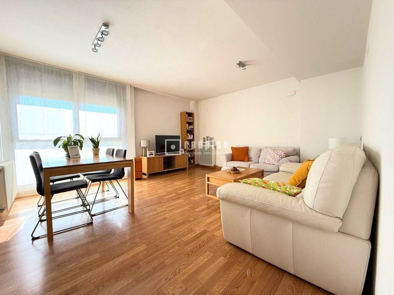 Living room of Flat for sale in Paracuellos de Jarama  with Heating, Storage room and Swimming Pool