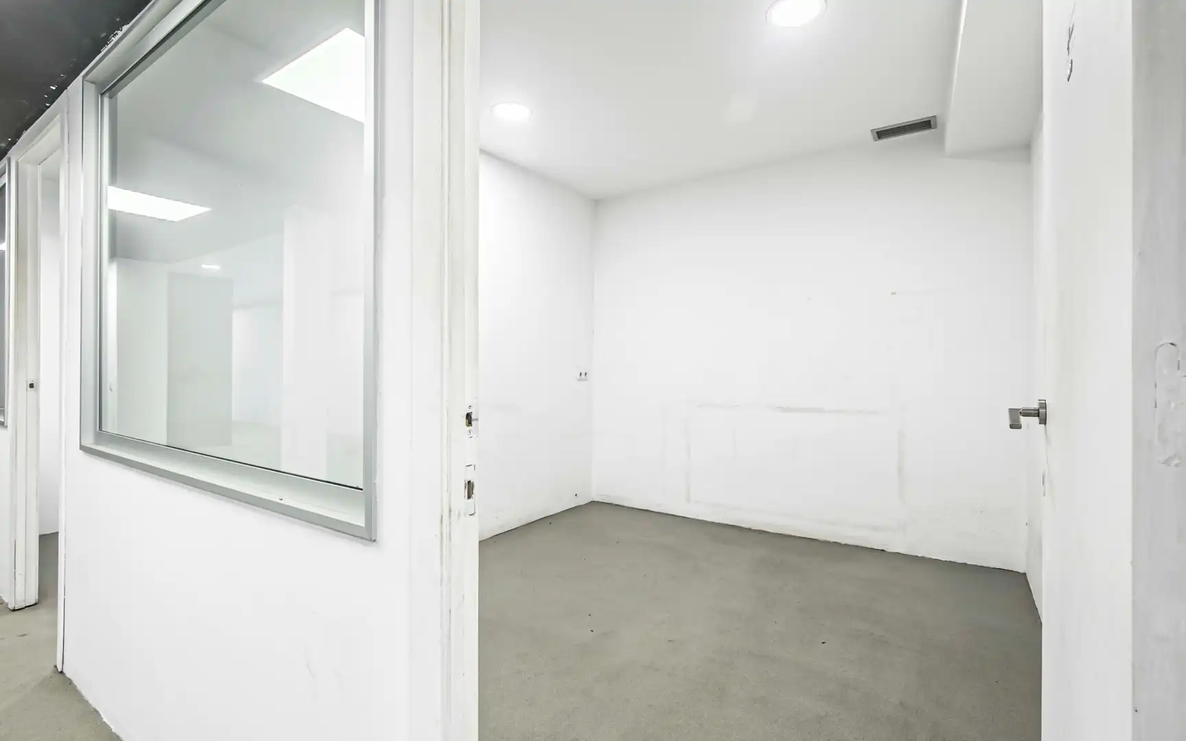 Office for sale in Barcelona
