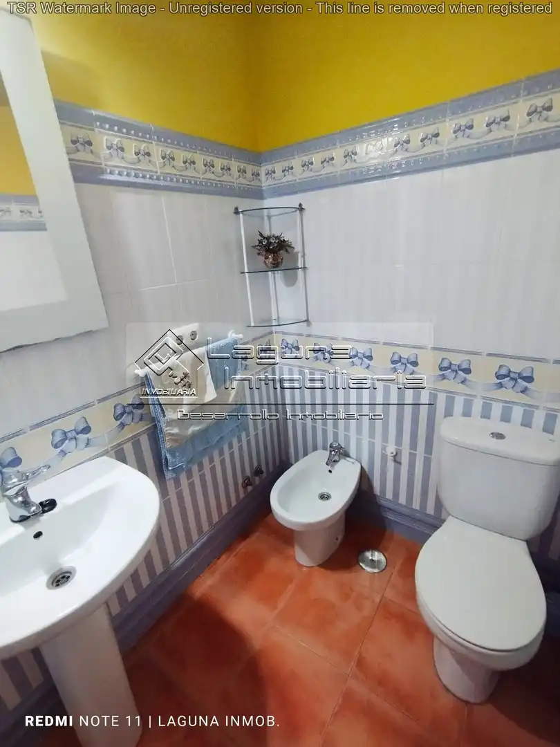 Baño de Piso en venta en Cádiz con Calefacción y Terraza