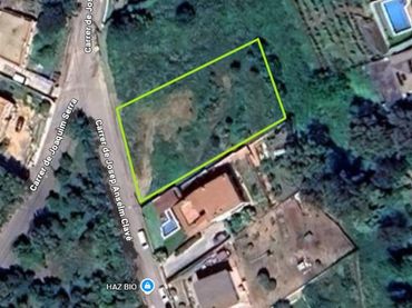 Terreny residencial en venda a Carrer de Josep Anselm Clavé