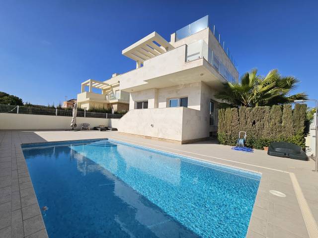 Casa-chalet en Venta en La Zenia