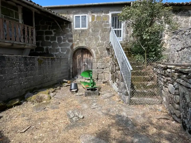 Casa rústica en venda a Fontefria 7