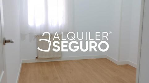 Foto 3 de Pis de lloguer a De San Marino, Rosas - Musas, Madrid