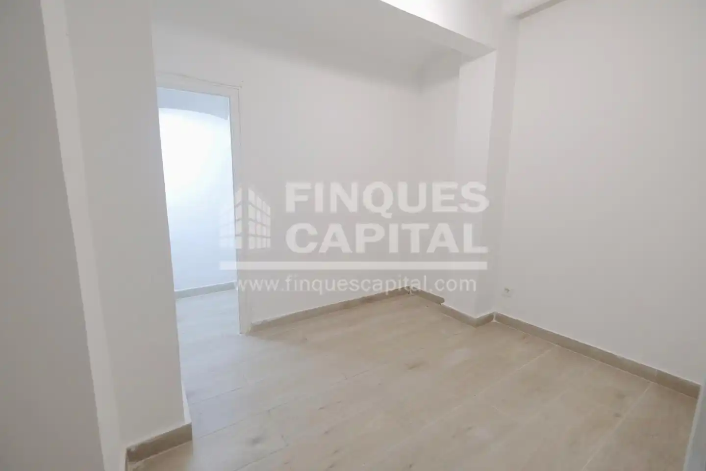 Bedroom of Ground floor for sale in Eixample