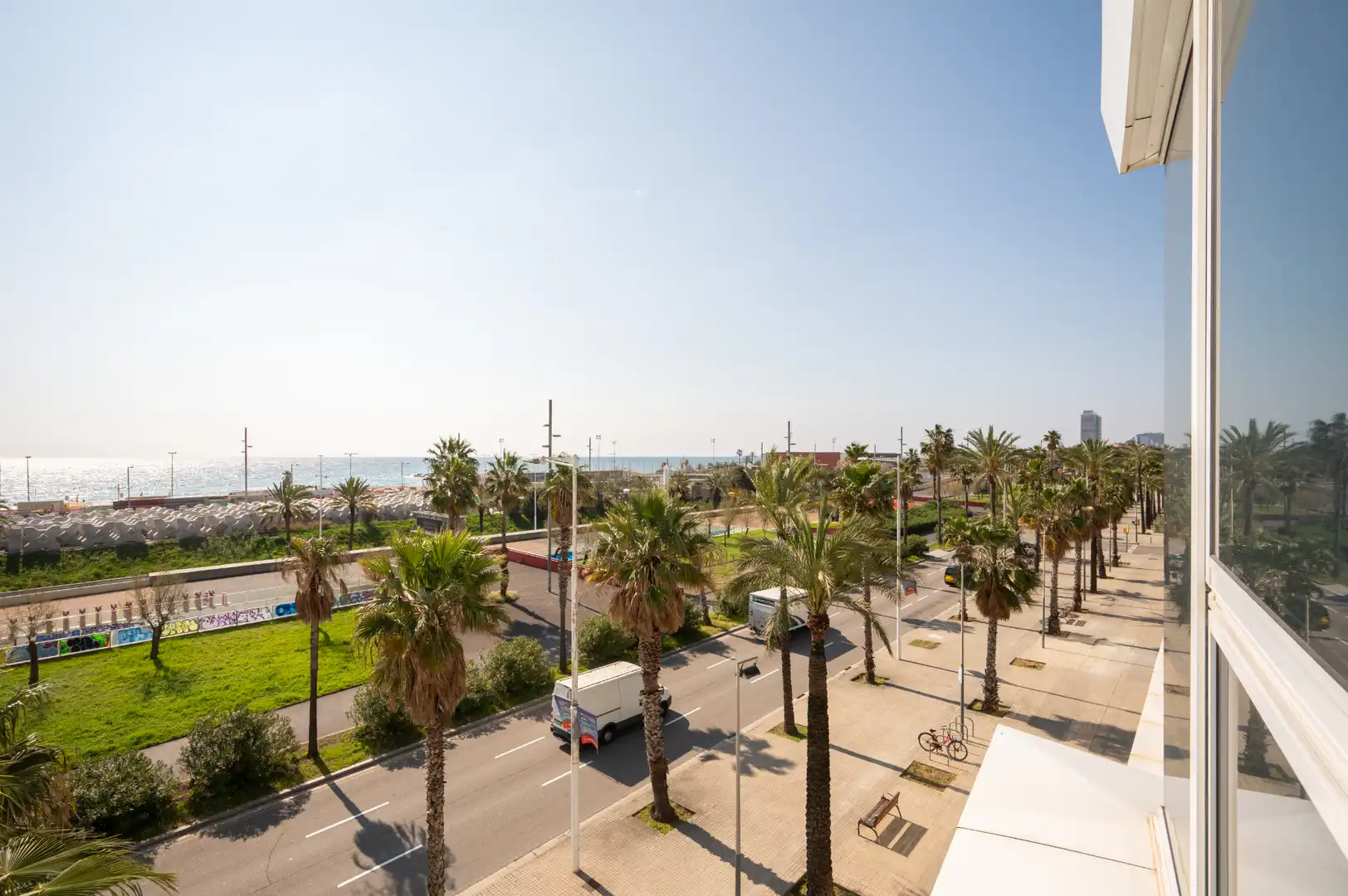 Vista exterior de Piso en venta en Barcelona con Aire acondicionado, Calefacción y Terraza