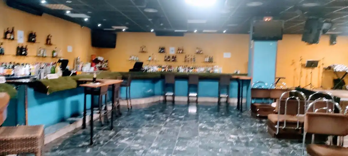 Local comercial en traspaso en MIGUEL SERVET, imagen 6