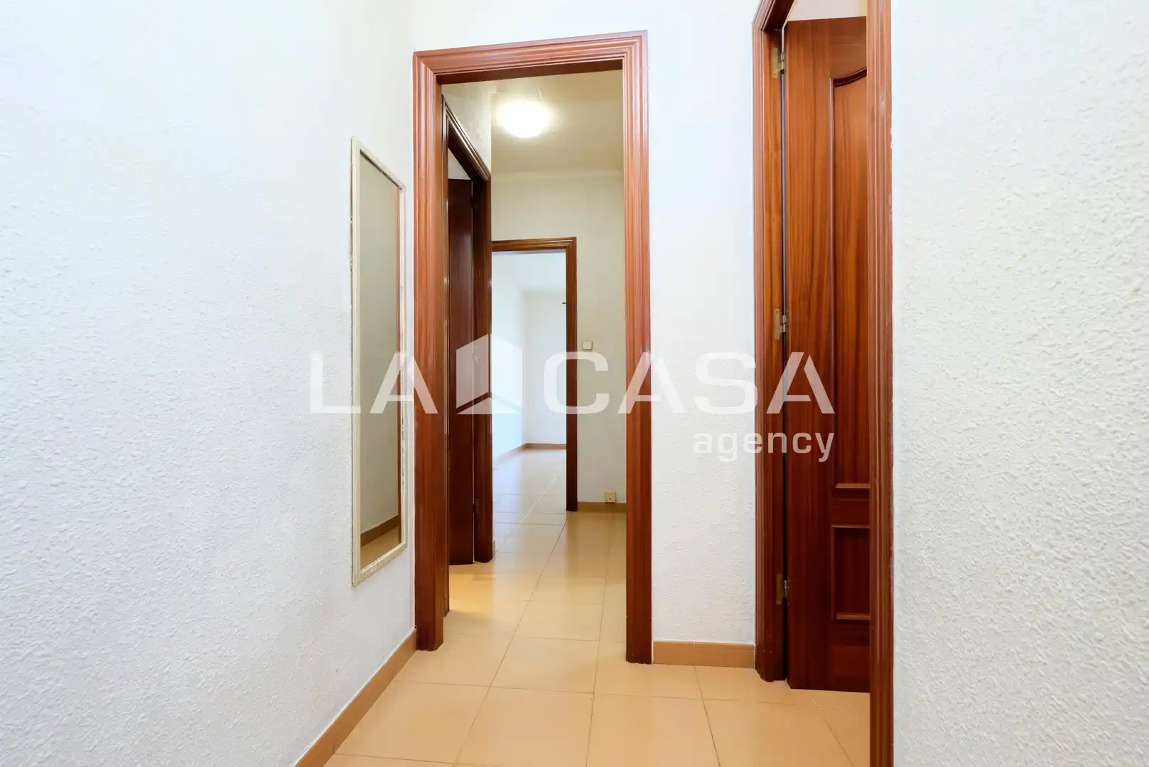 Piso en venta en Barcelona con Balcón
