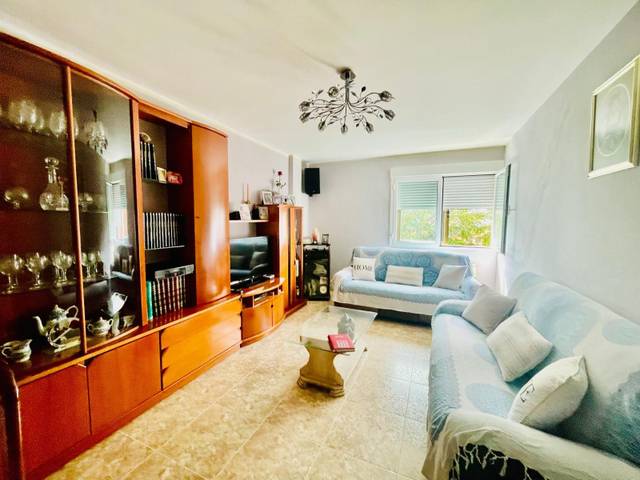 Piso en Venta en tulipan en Valdefierro