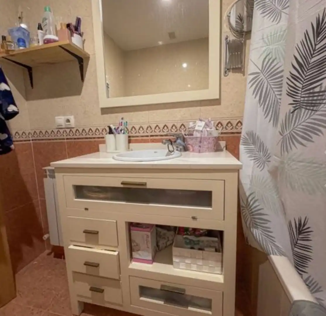 Badezimmer von Wohnung zum Verkauf in Miguelturra mit Gemeinschaftspool