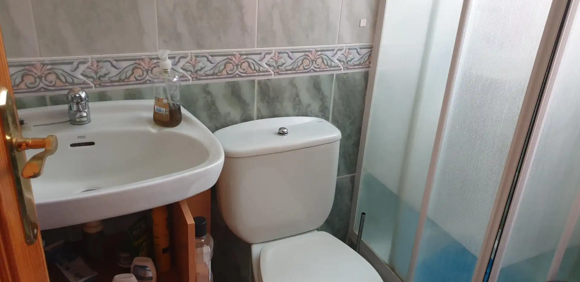 Bathroom of Flat for sale in Elche / Elx  with Heating and Alarm