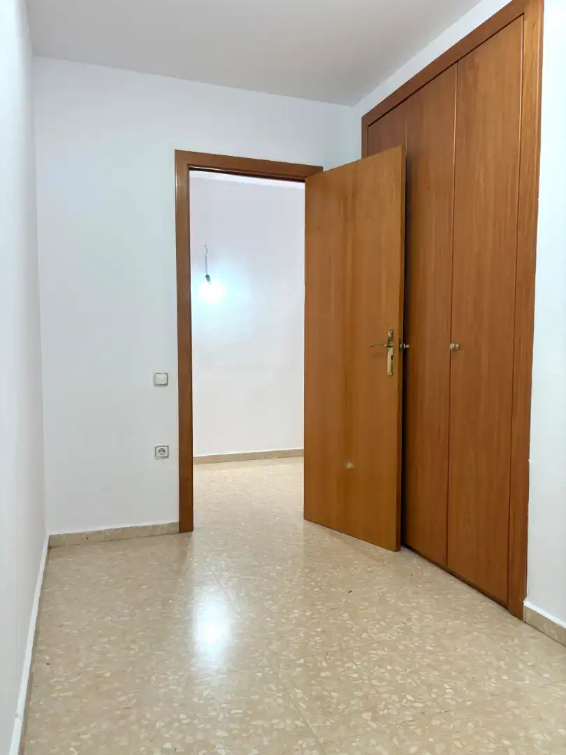 Flat for sale in Terrassa  with Heating, Terrace and Oven