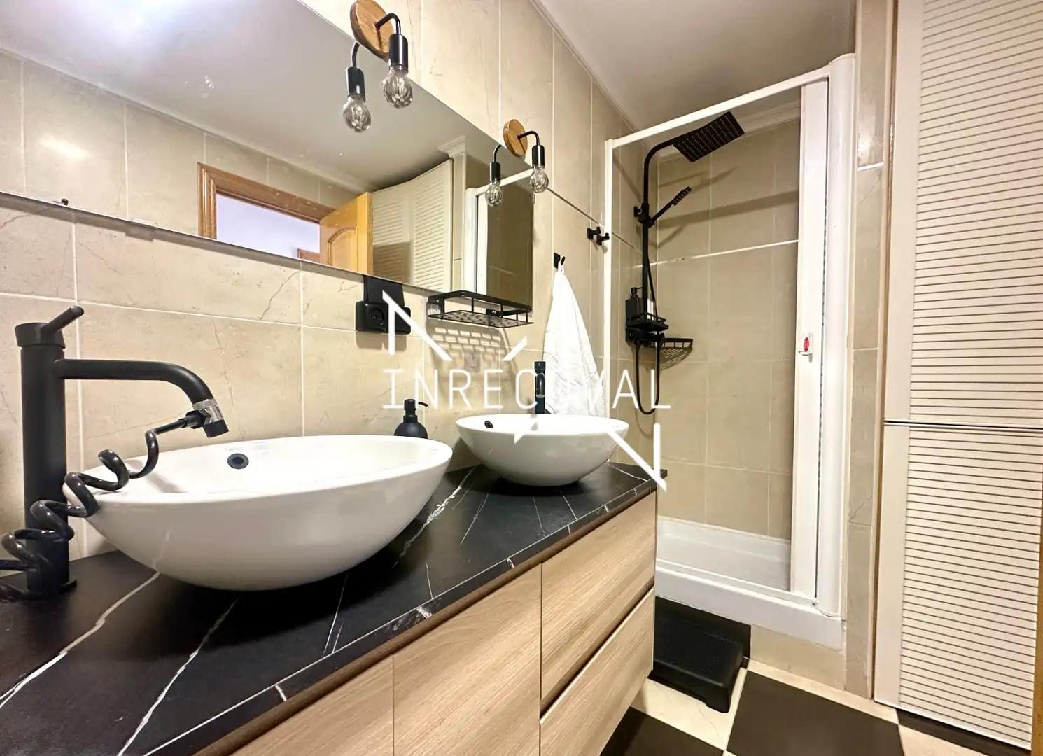 Bany de Apartament en venda en Sueca amb Aire condicionat, Terrassa i Moblat