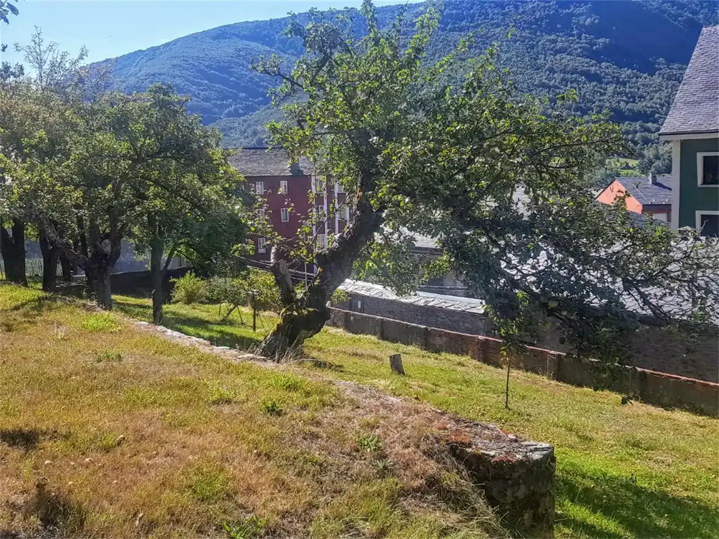 Residencial en venda en Villablino