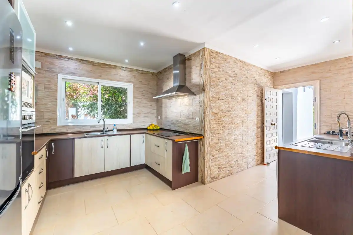 Kitchen of Houses for sale in Málaga  with Air Conditioner, Heating and Private garden