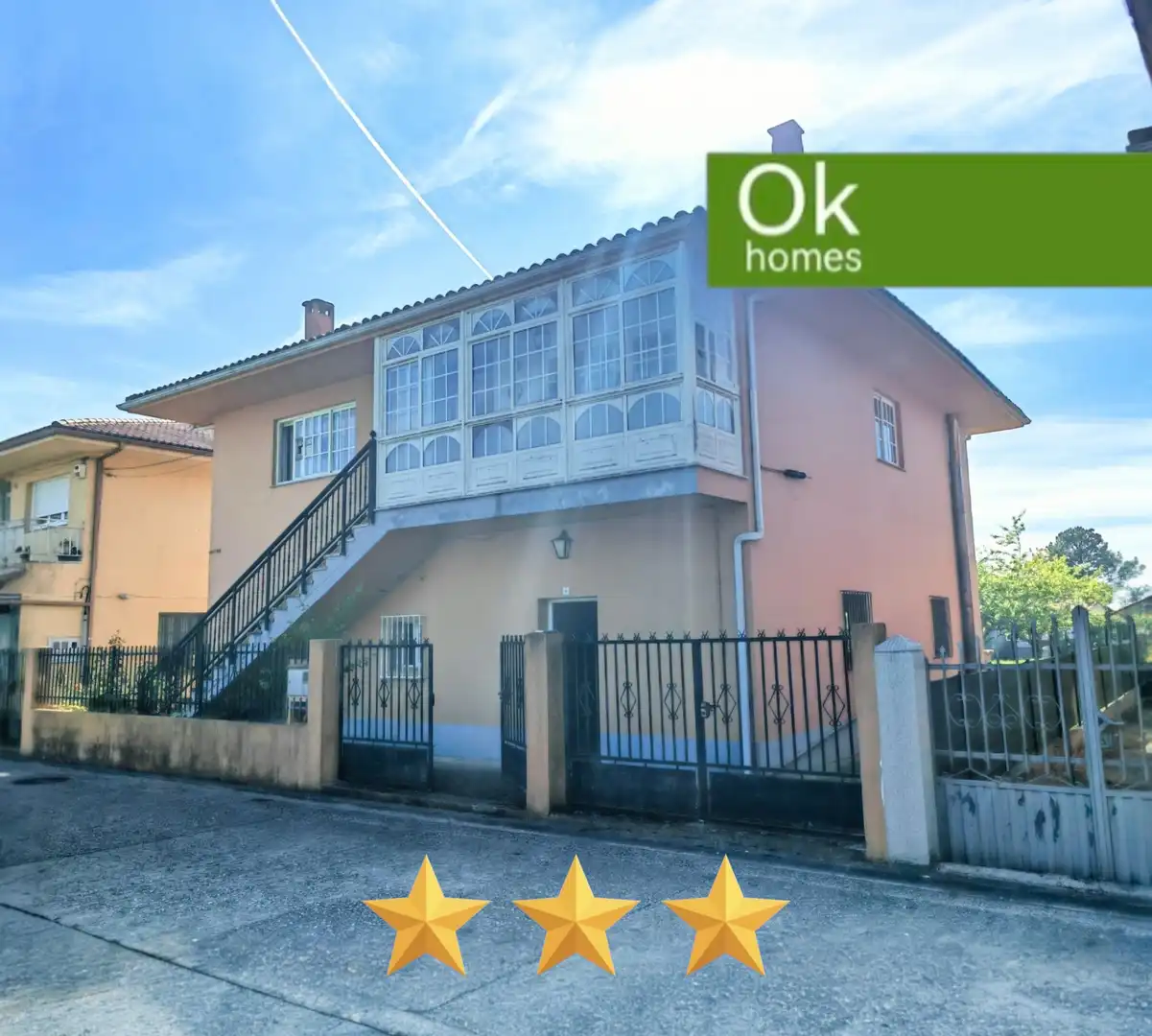 House with terrace for sale in Boimorto