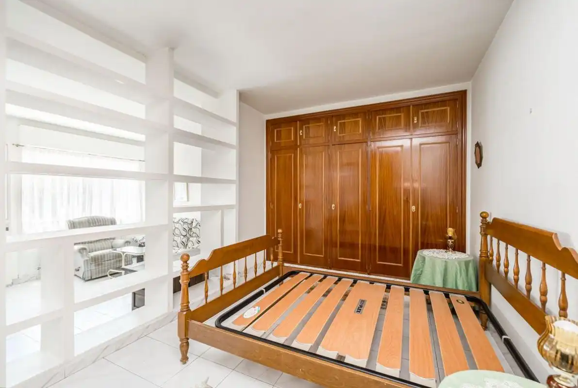 Dormitori de Casa o xalet en venda en Madrid amb Aire condicionat, Calefacció i Jardí privat