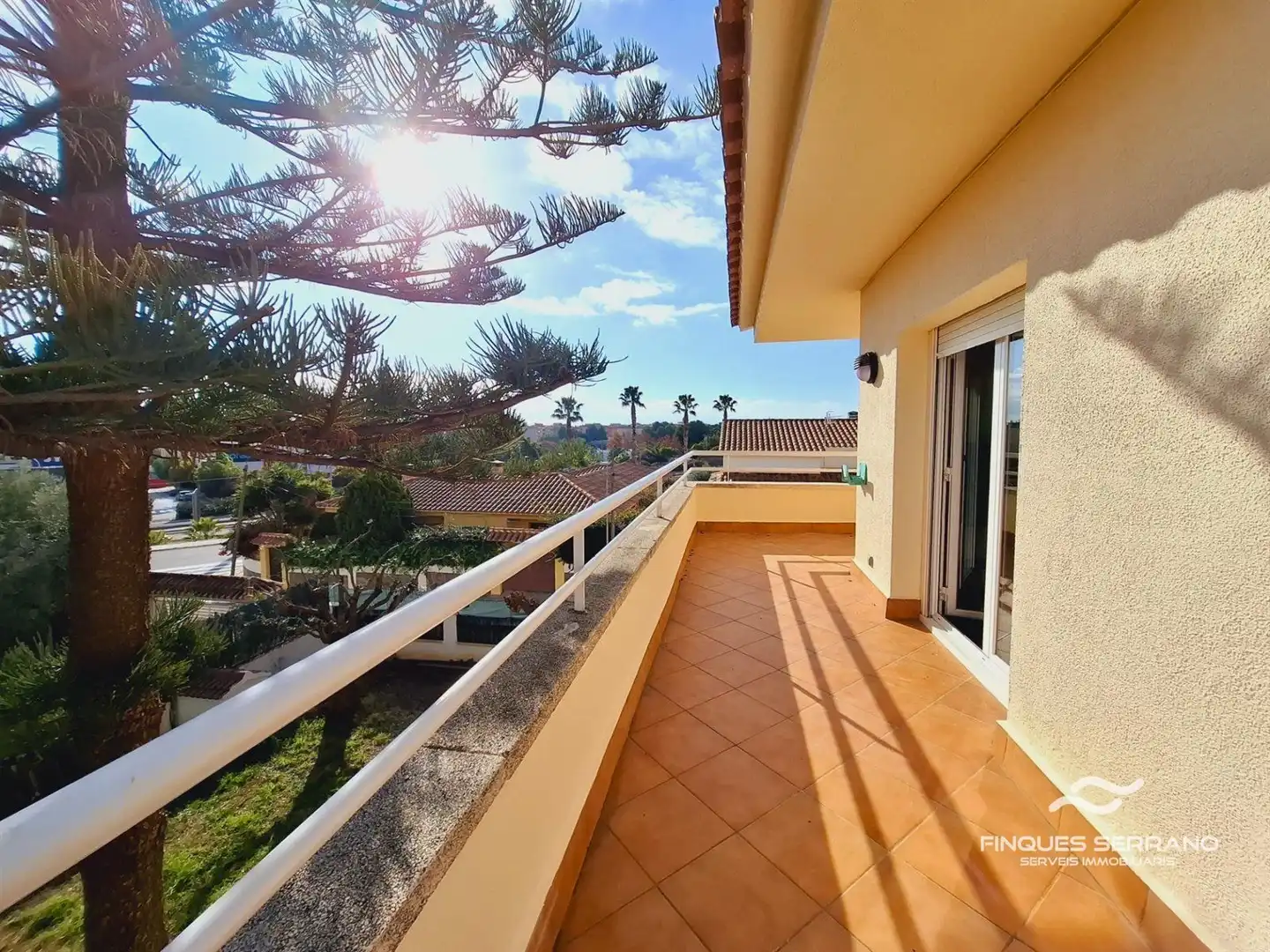 Vista exterior de Casa adosada en venta en Calafell con Calefacción, Terraza y Piscina