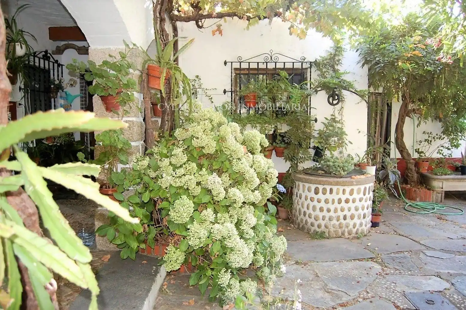 Jardí de Casa o xalet en venda en Fuenteliante amb Calefacció, Moblat i Forn