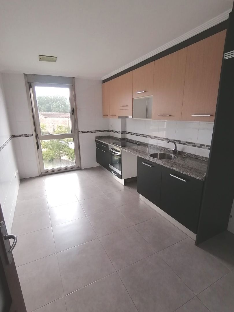 Kitchen of Flat to rent in Gijón   with Heating, Parquet flooring and Storage room