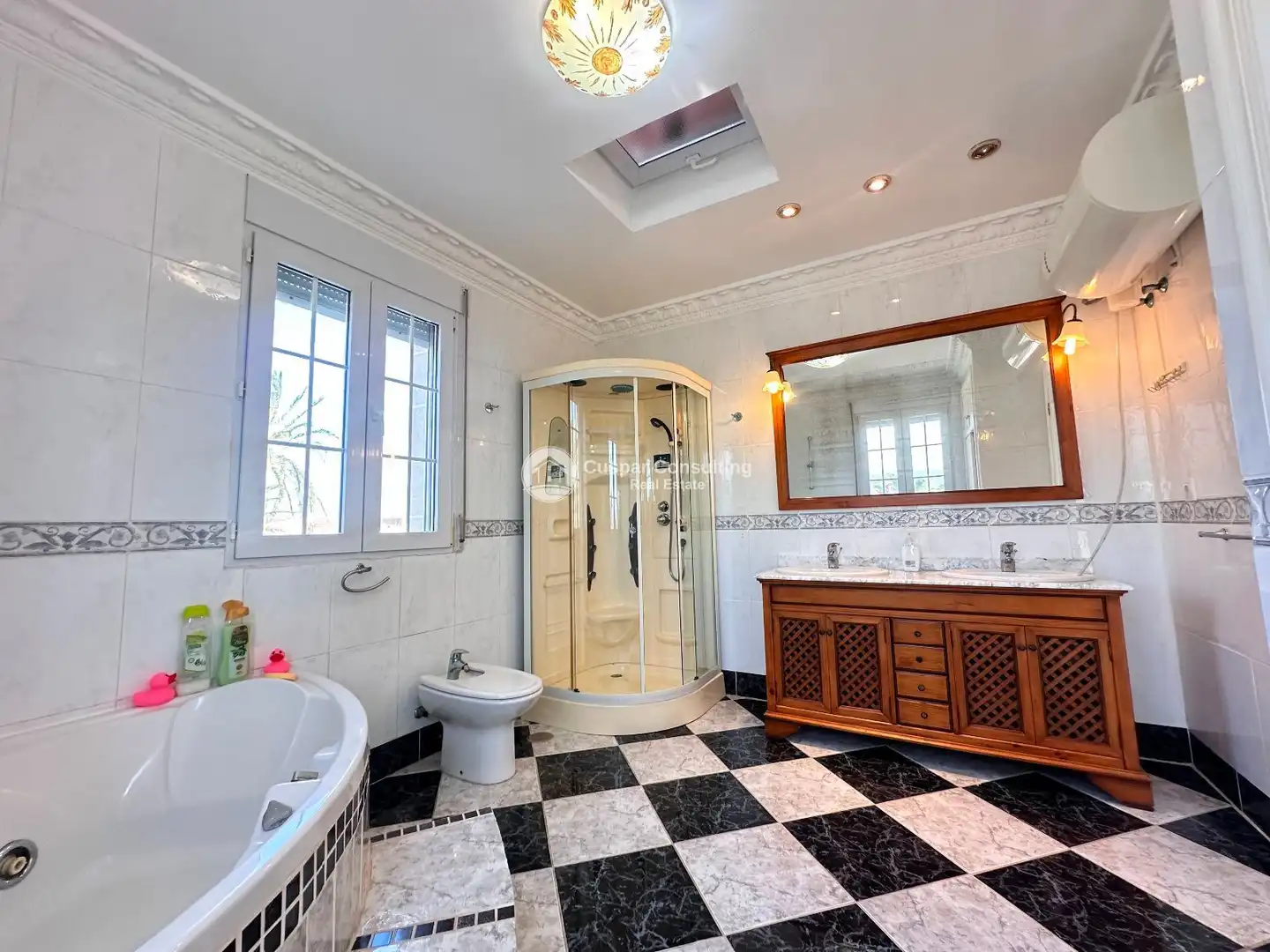Baño de Casa o chalet en venta en La Manga del Mar Menor con Calefacción, Terraza y Amueblado