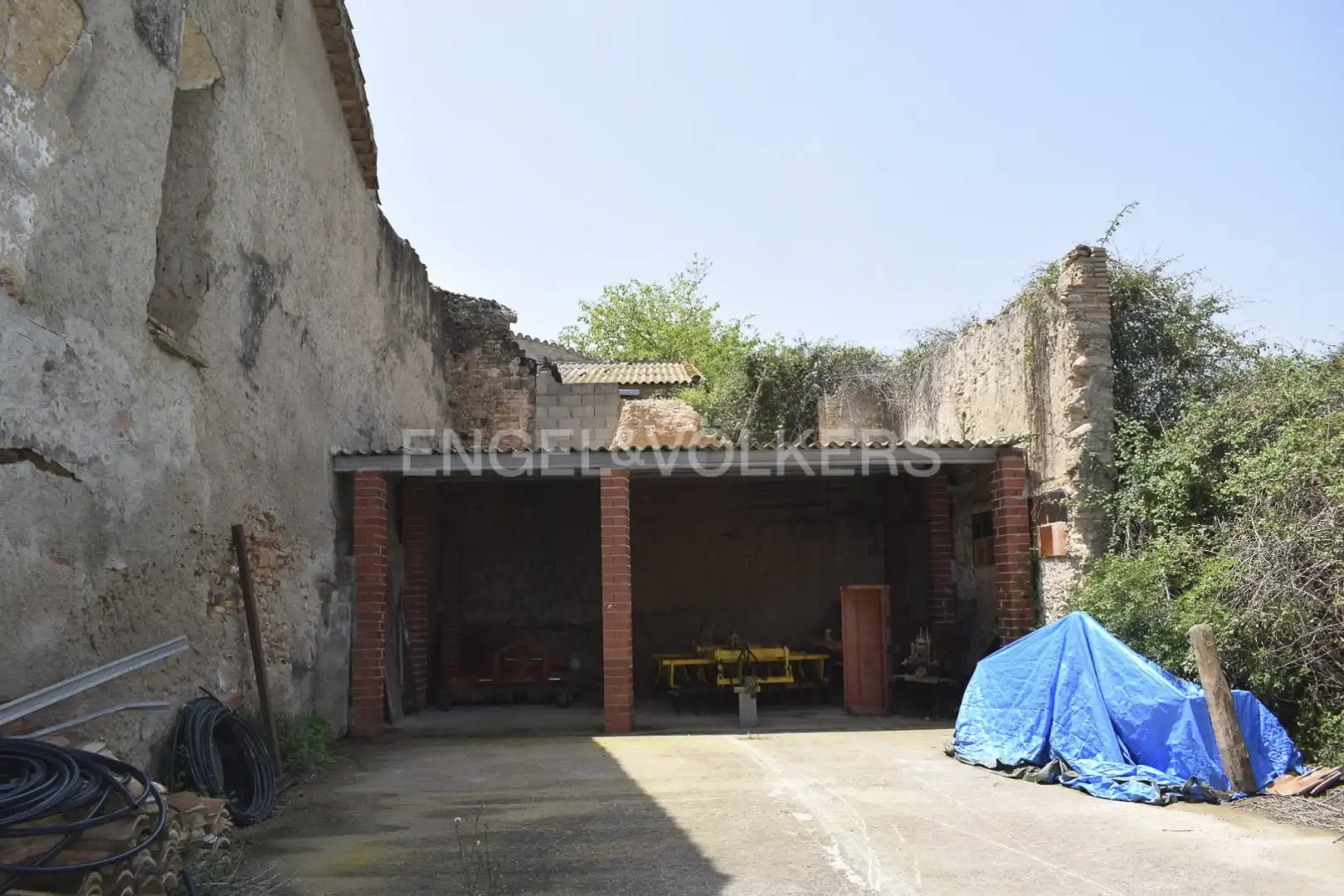 Finca rústica en venta en Castellbisbal con Aire acondicionado, Calefacción y Jardín privado