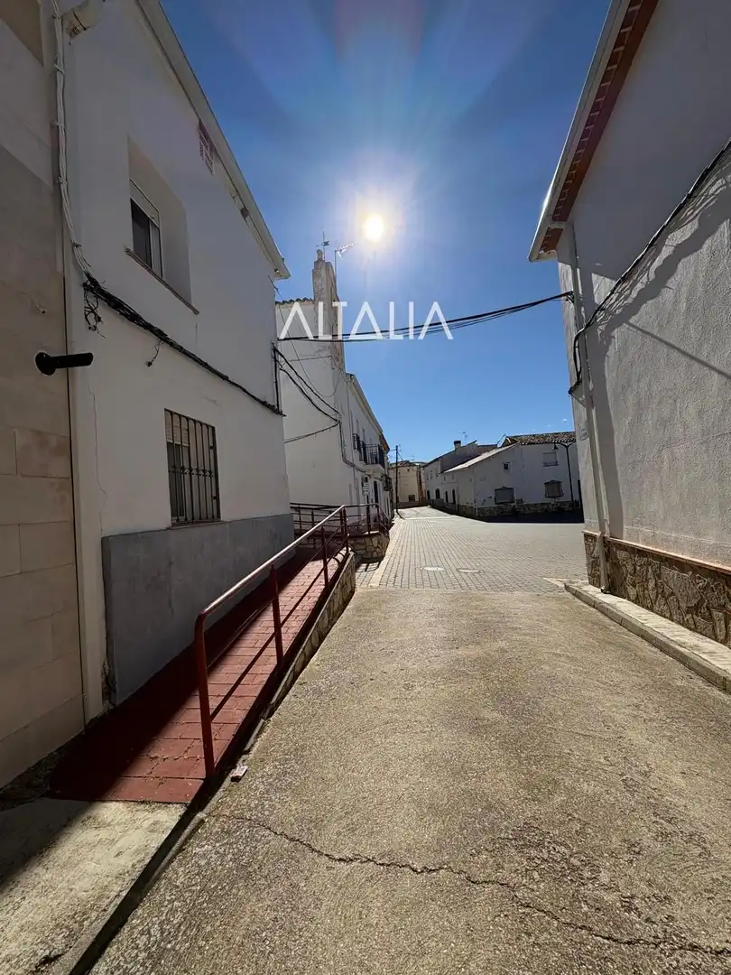 Exterior view of Houses for sale in Cervera del Llano