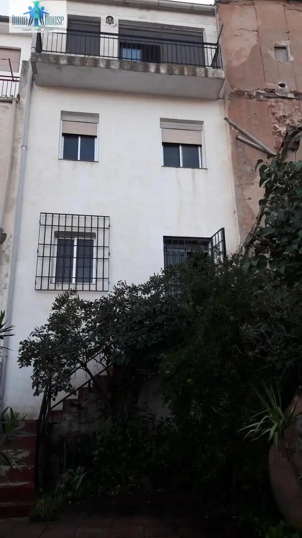Exterior view of Houses for sale in Alcaraz  with Terrace, Furnished and Balcony