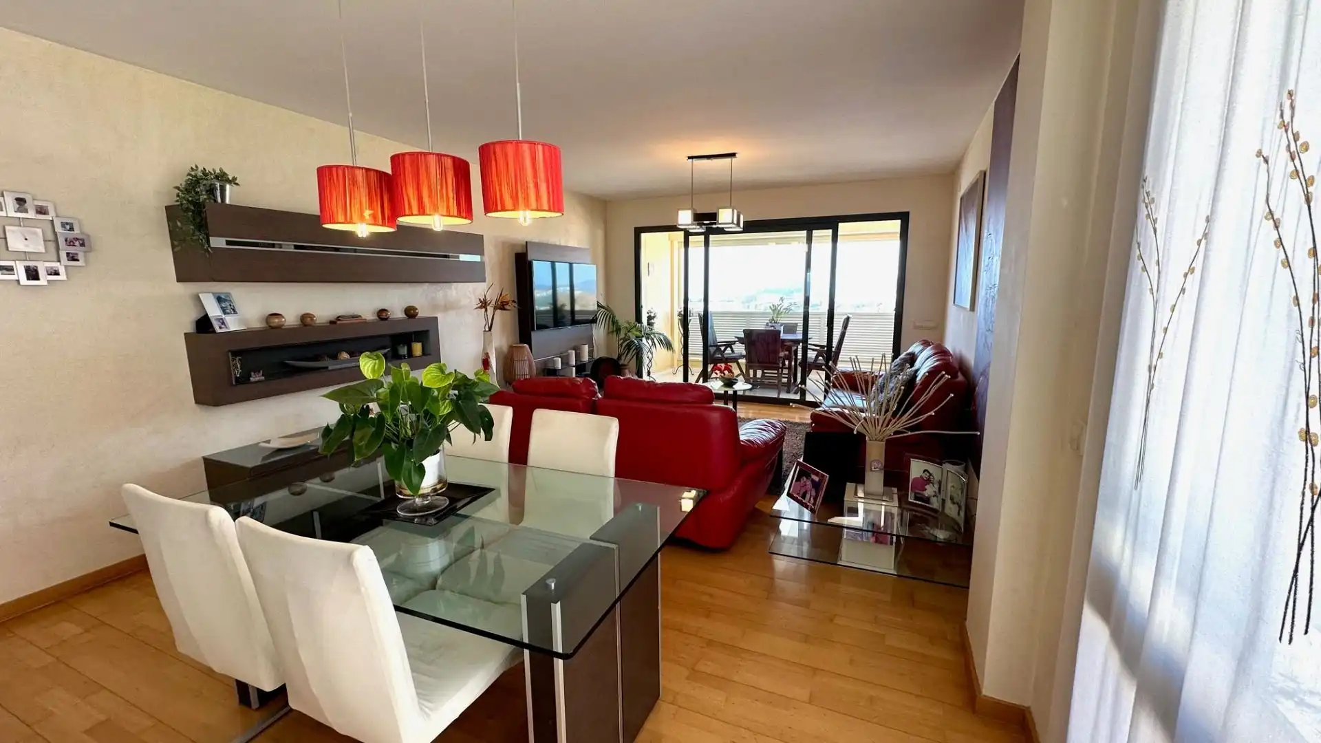 Piso con piscina en venta en Ovidi Montllor