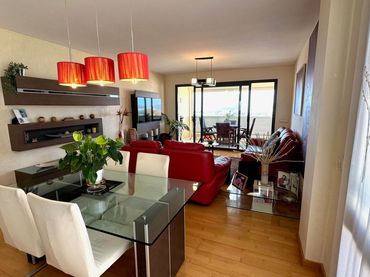 Appartamento con piscina in vendita a Ovidi Montllor